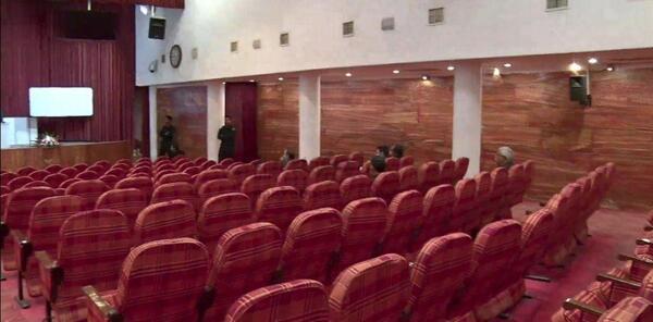 مجمع کرمان ۱۴۰۲ | صندلی‌های خالی دستورات جلسه را تصویب کردند!