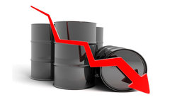 سقوط قیمت نفت تشدید شد