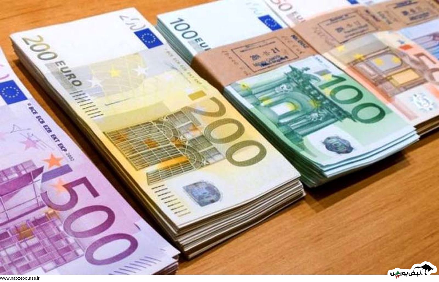 قیمت دلار و یورو چهارشنبه ۱۶ مهرماه ۹۹/ دلار تکان نخورد، یورو گران‌تر شد