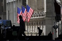 پیش بینی رشد بالای اقتصاد آمریکا