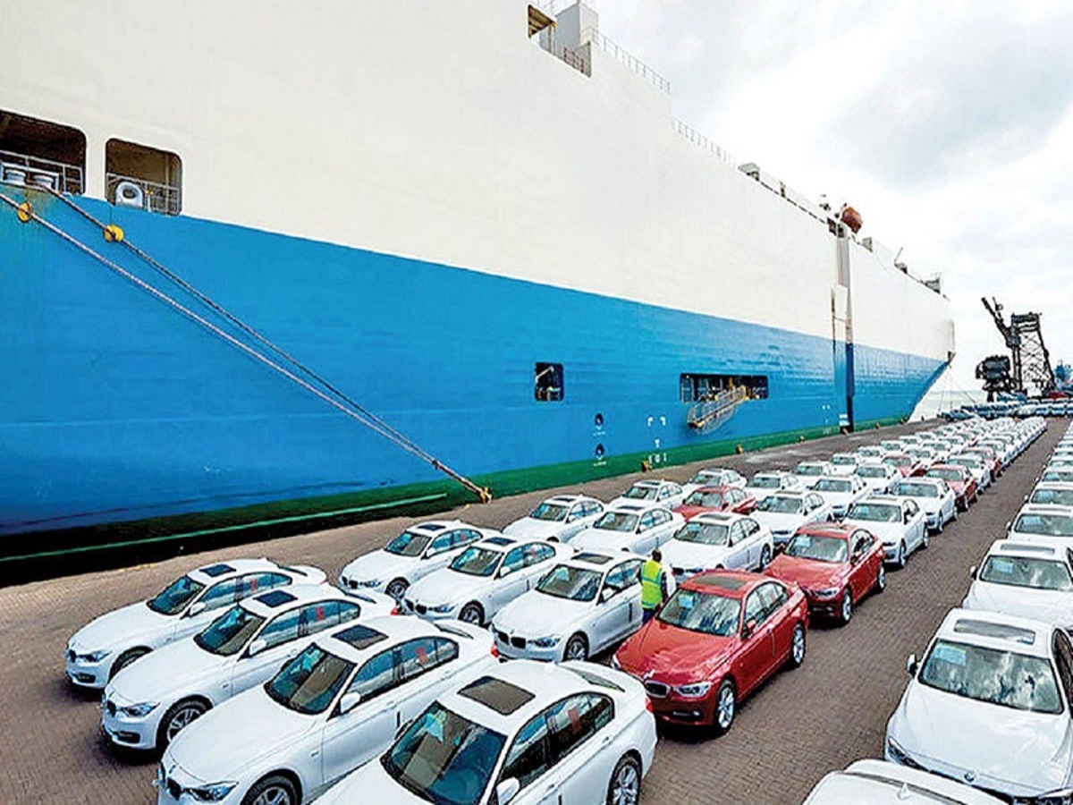 عرضه خودروهای وارداتی برقی در بورس کالا