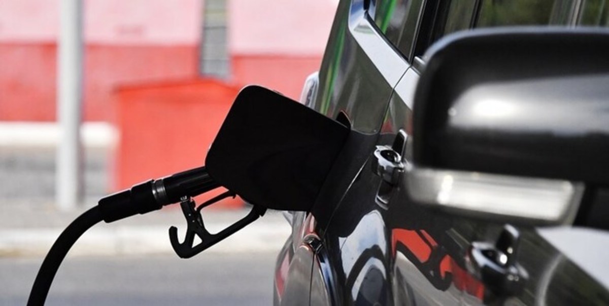 پیش‌ بینی افزایش قیمت بنزین