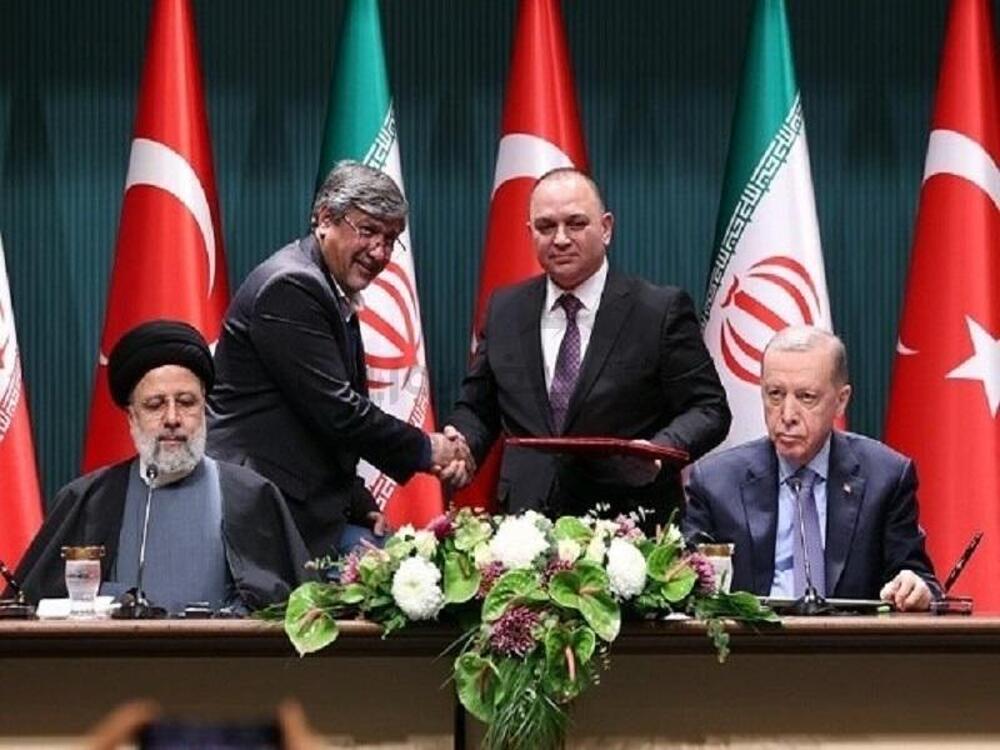 موافقتنامه اتصال شبکه‌های برق ایران و ترکیه امضا شد