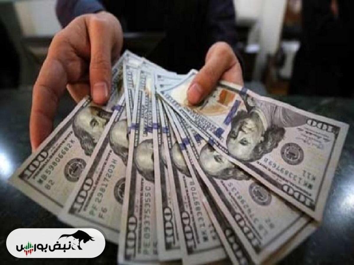 عقب نشینی دلار در بازار