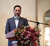 در دومین آیین یلدای مهان که عصر روز سه شنبه 25 آذر برگزار شد، تندیس روایت مهان به علی نصیریان اهدا گردید.