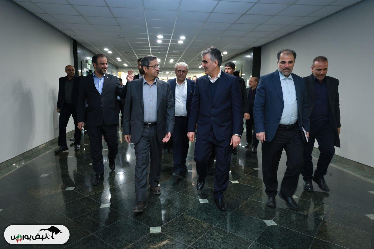 تصاویر حضور عبدالناصر همتی در بانک مرکزی