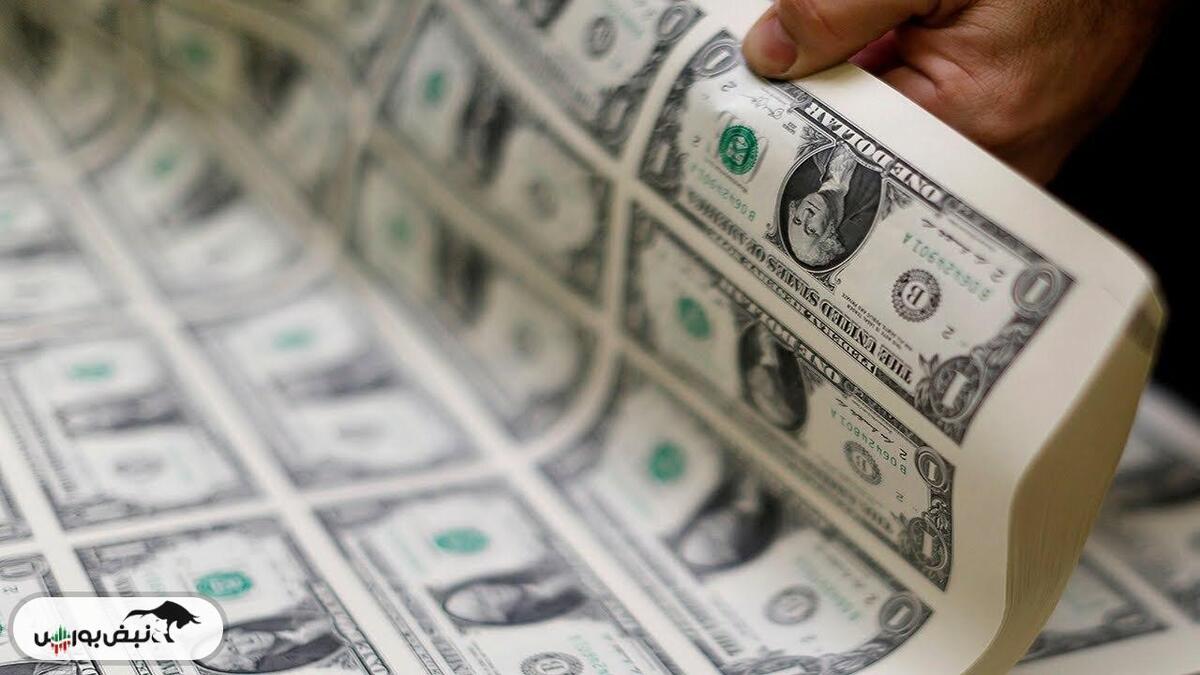 دلار عقب‌ نشینی نکرد | بازار در انتظار سیگنال‌های سیاسی از مذاکرات ایران و آمریکا