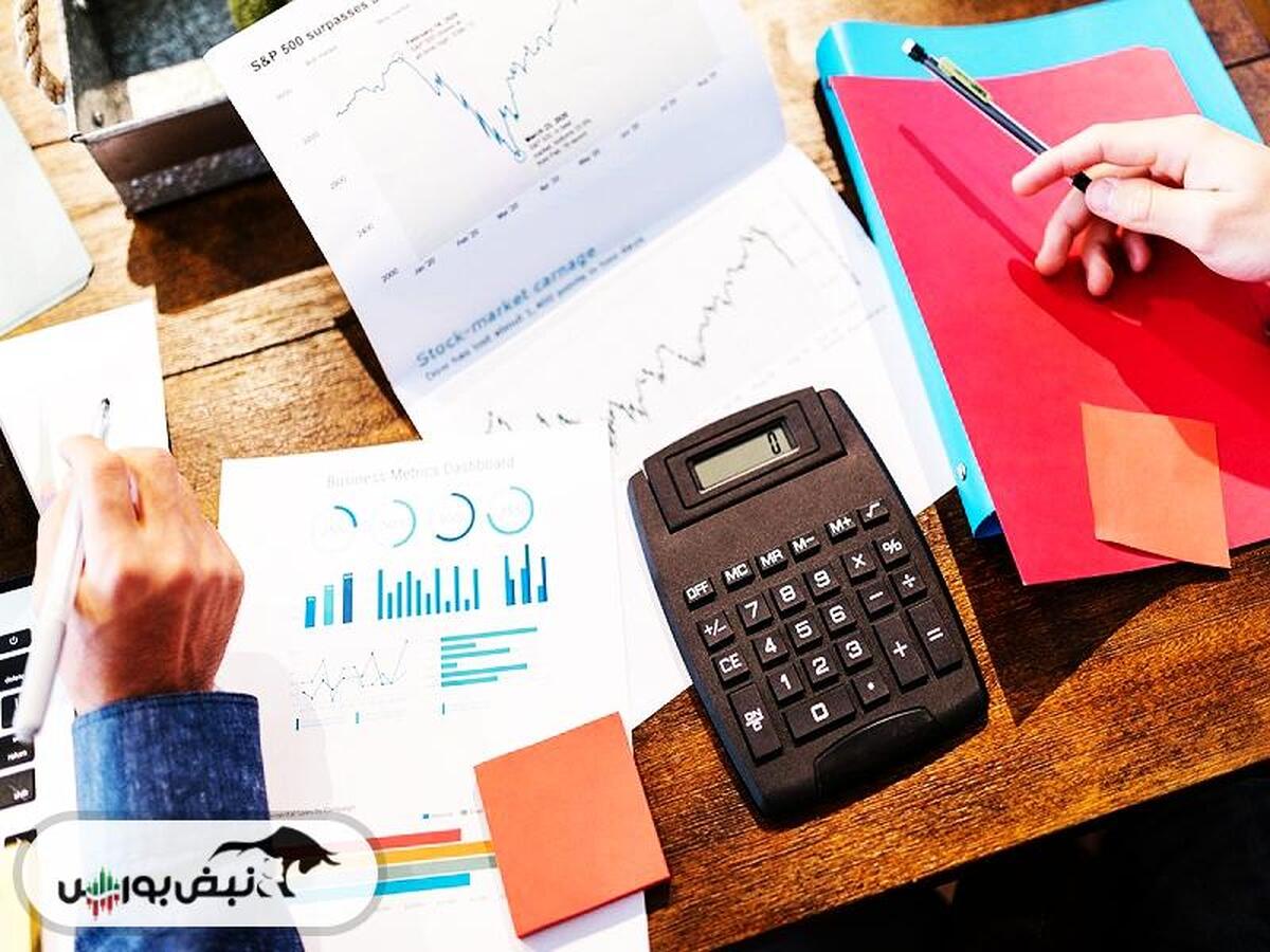 گزارش صندوق‌های بورسی ۲ اردیبهشت ۱۴۰۴ | دوراهی رشد یا نزول بازار سهام؟ معاملات صندوق‌ها چه می‌گوید
