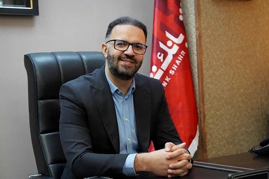 ایمان امینی‌پور معاون اعتبارات و وصول مطالبات بانک شهر
