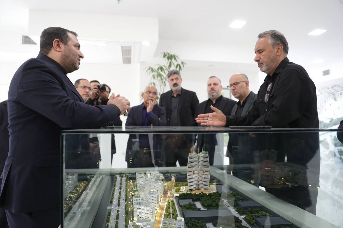 بازدید رئیس کمیسیون عمران مجلس و معاون حقوقی و امور مجلس وزیر اقتصاد از مگاپروژه برج‌های مسکونی فردوسی مشهد/مدیرعامل ثمسکن: آمادگی داریم پروژه‌های خود را با ضمانت ۱۰ ساله ارائه کنیم