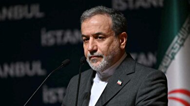 عراقچی: آمریکا از برجام خارج شد، نه ایران!