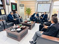 بازدید مهندس نجم‌الدین از پالایشگاه روغن‌سازی آبادان و پایانه صادراتی بندر امام (ره)