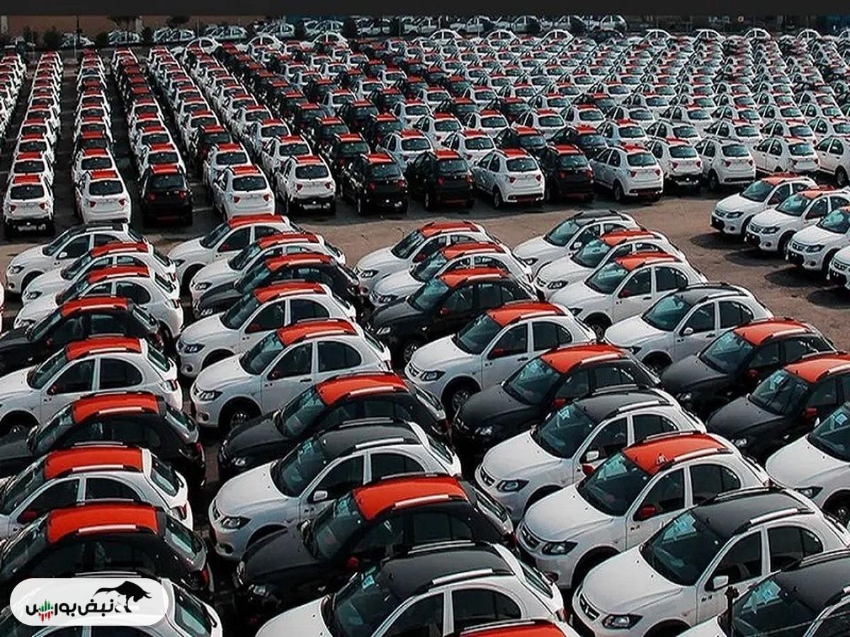 دلار بازار خودرو را لرزاند