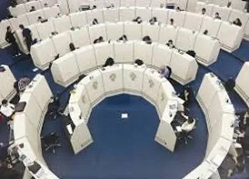 دو نماد در آستانه بازگشایی