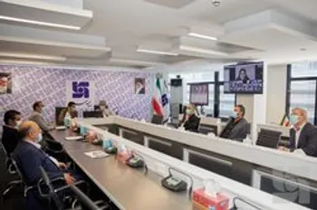 بررسی عملکرد شعبه بیمه سرمد در جلسه هیات عامل با مدیران استانی