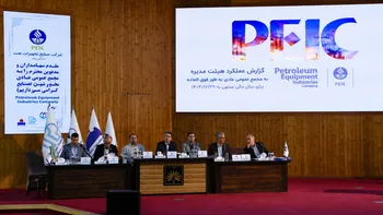 مجمع فنفت ۱۴۰۵ | میزان سود نقدی فنفت؛ سهامداران درباره سودسازی و تأمین مواد اولیه چه گفتند؟