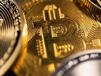 قیمت بیت کوین و ارز‌های دیجیتال پنجشنبه ۶ فروردین ۱۴۰۵