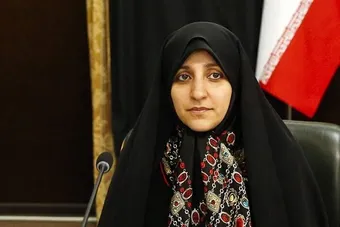 معاون امور زنان: ممنوعیتی برای گواهینامه موتورسیکلت زنان وجود ندارد
