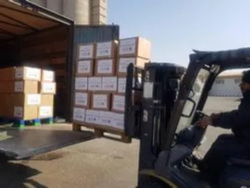 توزیع بسته های معیشی بین نیازمندان و آسیب دیدگان از کرونا