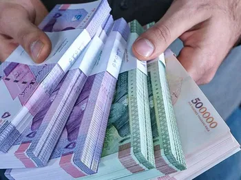 ابهام عجیب در لیست وام کلان یک بانک بورسی به کارگزاری خودش + سند/ ماجرای 6,400,000,000,000 تومان چیست؟