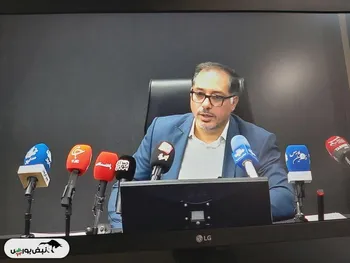 سهامداران بازار پایه در ضررهای سنگین و شیرازی فقط هشدار داد! | وقتی کسی بازار پایه را گردن نمی گیرد حتی مدیرعامل فرابورس!