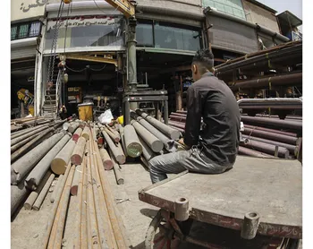 آهن زیر فشار تقاضا/ نرخ کف انبار تهران پایین‌تر از نرخ کارخانه