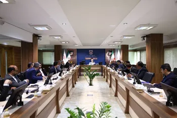 بررسی پیشرفت ساخت دامپتراک ۱۳۶ تنی و آسیای گیرلس