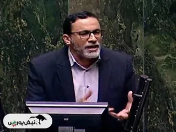 طاهری: وزیر اقتصاد به جای دفاع از عملکرد خود مقصر را جابجا می‌کند