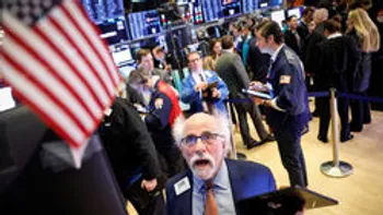 سقوط ۱۸۰۰ واحدی داوجونز