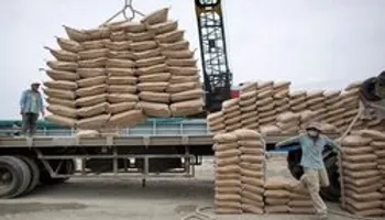 قطعی برق به نفع دلالان سیمان شد