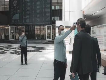 دونماد آماده انجام معامله می باشند