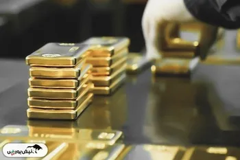 طلای جهانی عقب‌ نشینی کرد