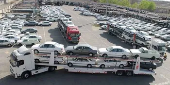 وعده عرضه خودرو در بورس و چند ابهام