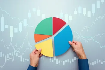مقایسه بازدهی یکساله صندوق‌های سهامی کلاسیک ؛ برترین ها کدام اند؟