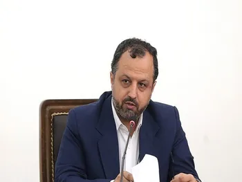 واگذاری سهام خودروسازی، شرکت‌های فولادی