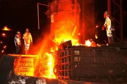 حمله اسرائیل به غول‌های فولاد ایران؛ چرا حمله به فولاد مبارکه و فولاد خوزستان مهم است؟