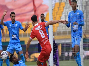 ساعت بازی چادر ملو و پرسپولیس