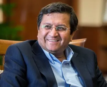 واکنش رئیس کل بانک مرکزی به دلار 17500 تومانی/ قیمت دلار افزایش یافت