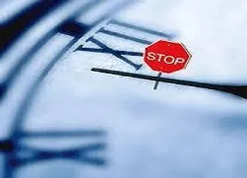 توقف در این دو نماد