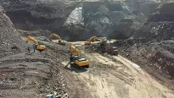 سنگ‌آهن چین در مدار احتیاط