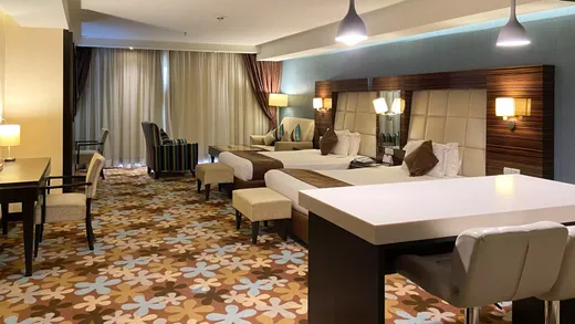 جنگ و روایت یک سقوط ۷۱ درصدی هتل بورسی!