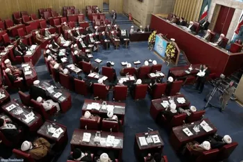 خبرگان مشغول رای‌گیری نهایی برای انتخاب رهبر