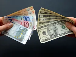 قیمت دلار و قیمت یورو امروز شنبه ۳۱ مرداد ۱۴۰۵