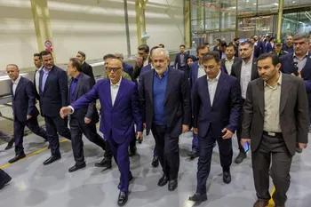 بهره‌برداری از نیروگاه پیشرفته برق و حرارت در گروه صنعتی زر