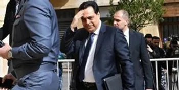دولت لبنان استعفا کرد