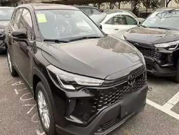 قیمت خودروهای وارداتی کاهش خواهد یافت