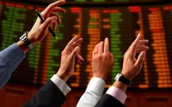 نقدینگی در بورس به سفته‌بازی دامن زده است