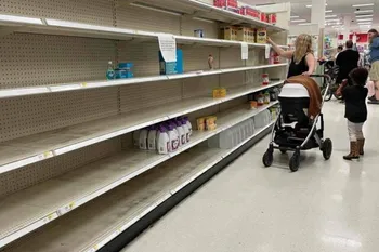 قفسه‌های شیرخشک در آمریکا کی پر می‌شود؟