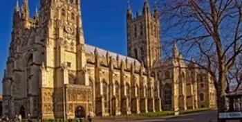 کلیسای انگلیس سهام نفتی خود را فروخت