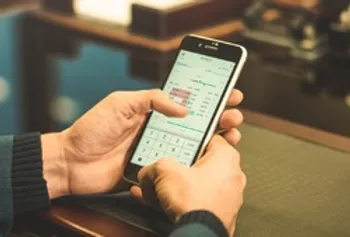 آشنایی با ایزی‌تریدر، بزرگترین سامانه معاملاتی بازار سرمایه ایران